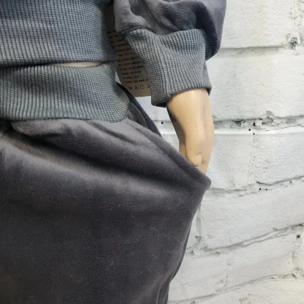 2T Toddler Grey Teddy Bear 2 piece Hoodie and Pants Velvet Outfit Set - Picture 10 of 14